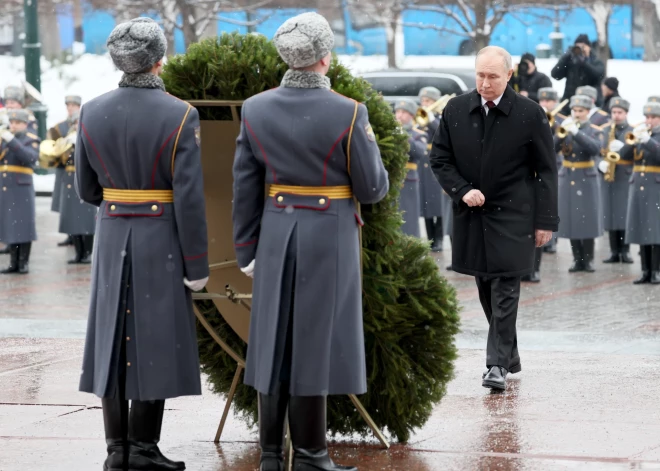 ASV aizsardzības ministrs: "Krievija ir dārgi samaksājusi par diktatora Putina impēriskajiem sapņiem"