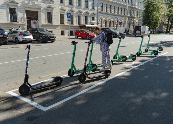  Konsultējoties ar rīku iznomātājiem un iesaistot rīdziniekus, šīs zonas paredzēts izvietot populārākajos braucienu sākuma un gala punktos, kā arī vietās, kur koplietošanas mobilitātes rīki visbiežāk rada neērtības gājējiem un citiem satiksmes dalībniekiem.