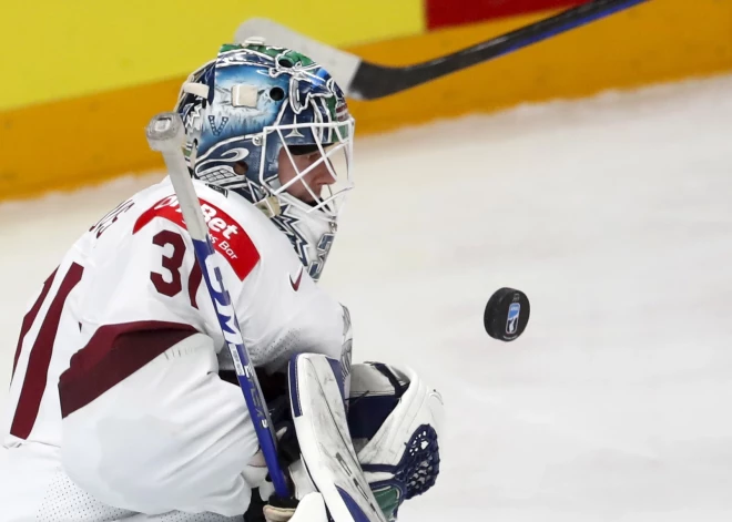 Bļugera un Šilova "Canucks" savā laukumā pārspēj Girgensona pārstāvēto "Sabres" vienību