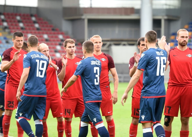 UEFA Čempionu līgas kvalifikācijas spēle starp Jūrmalas "Spartaks" un Belgradas "Crvena zvezda" komandām