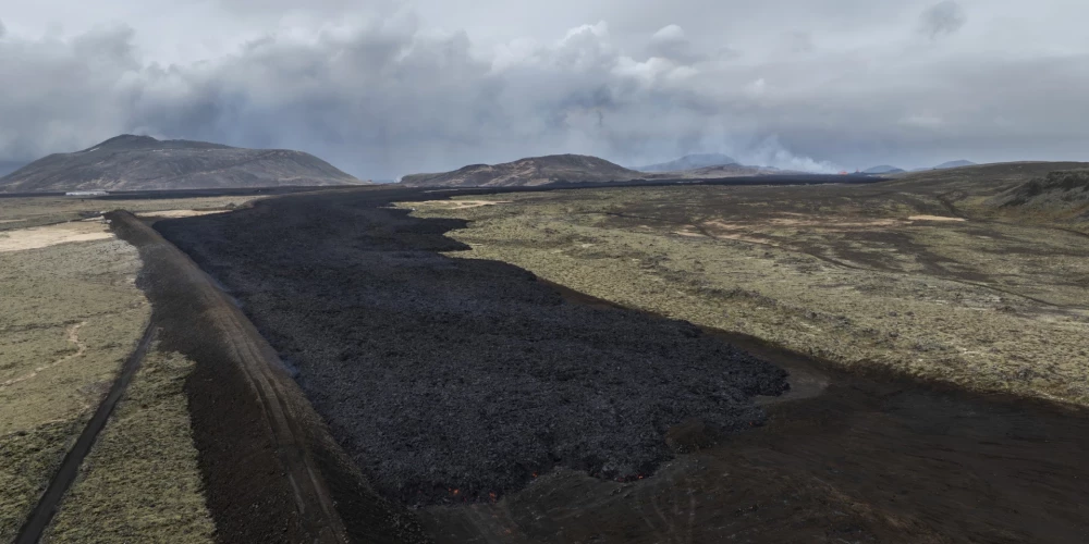 Islandes vulkāna izmešu mākoņi šodien sasniegs Latviju