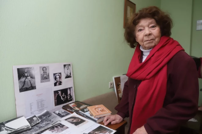 Lilita Bērziņa bija primadonna, taču nespēlēja slavenību, atceras aktrise un laikabiedre Anta Krūmiņa. Rūķīšos Lilitai Bērziņai iekārtots piemiņas stūris.