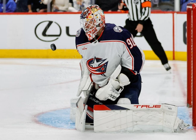 Merzļikins un "Blue Jackets" zaudē "Avalanche" hokejistiem