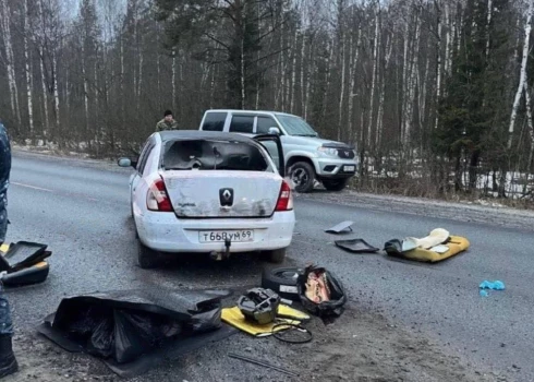 Auto, ar kuru, iespējams, notika bēgšana.