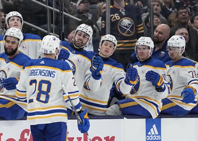 Girgensons un "Sabres" sagādā "Flames" trešo zaudējumu pēc kārtas