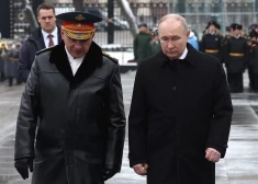 Maskavas plāni izveidot divas jaunas armijas saskaras ar problēmām, ziņo britu izlūkdienests