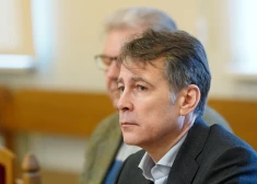 Tiesa nekonstatē "Skinest Rail" atbildību lietā par 500 000 eiro došanu bijušajam "Latvijas Dzelzceļa" vadītājam Magonim