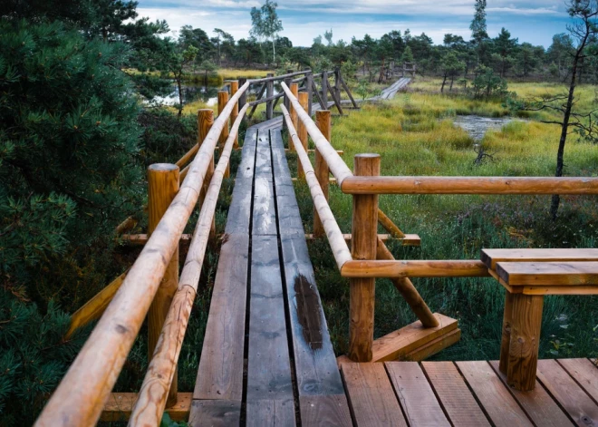 No Ķemeriem līdz Tērvetei un Daugavas lokiem - iznācis ceļvedis visiem, kuri grib izstaigāt Latviju