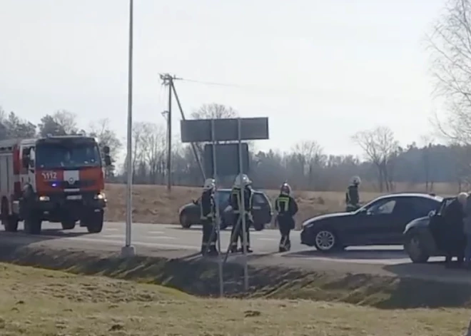 Cēsnieki sašūmējušies par asiņaini bīstamo krustojumu