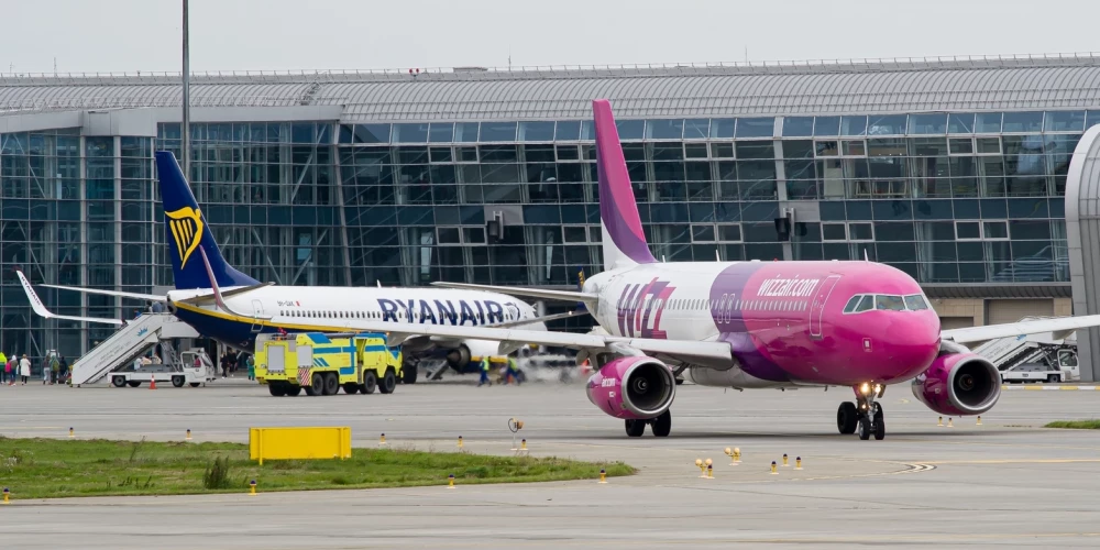 Суд отклонил жалобы Ryanair и Wizz Air на аэропорт Вильнюса