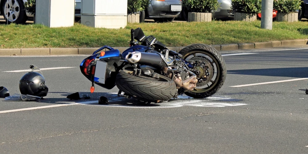 В Латвии мотоциклисты все чаще становятся жертвами аварий - причин несколько