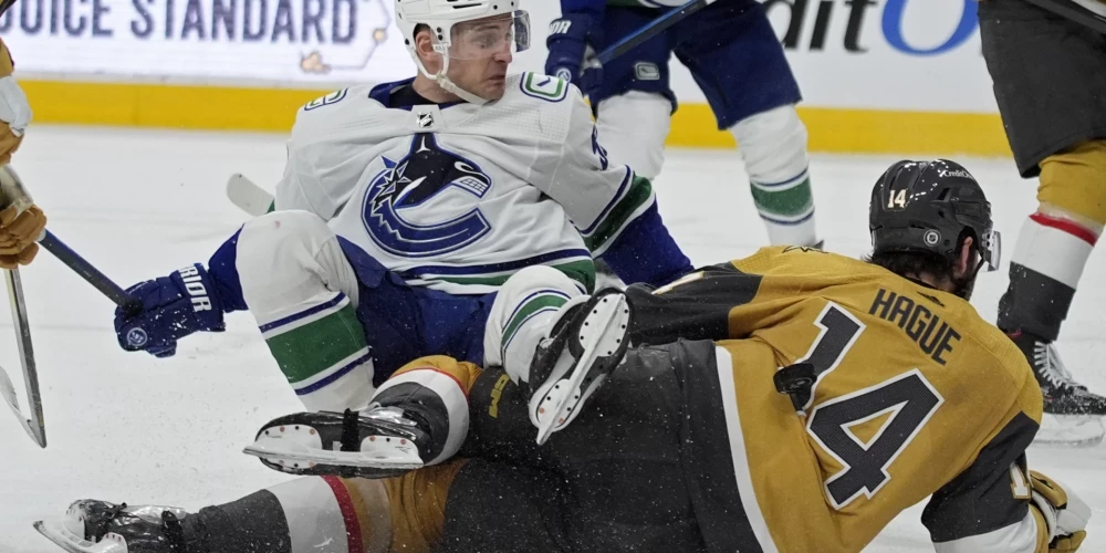 Bļugeram (attēlā) un viņa komandas biedriem Lasvegasa izrādījās klupšanas akmens