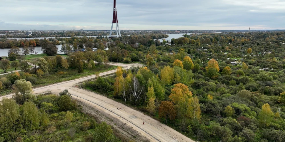 Rīgas dome lems par zemes nodošanu nacionālā futbola stadiona izbūvei Lucavsalā