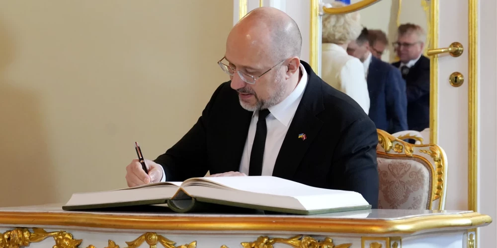 Ukrainas premjerministrs sarunās ar Rīgas domi dalās ar pieredzi civilās aizsardzības attīstībā