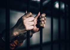 32-летнего мужчину в Латвии приговорили к пожизненному заключению - какое страшное преступление он совершил?