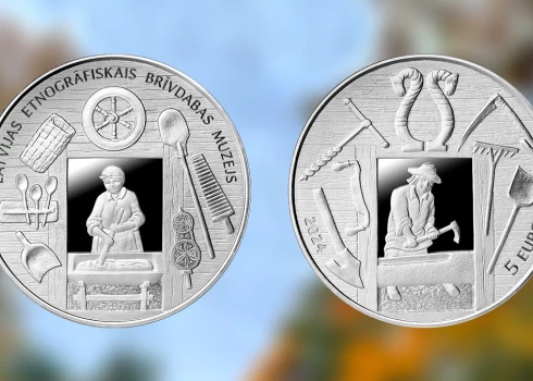 Monēta "Pāri laikiem".