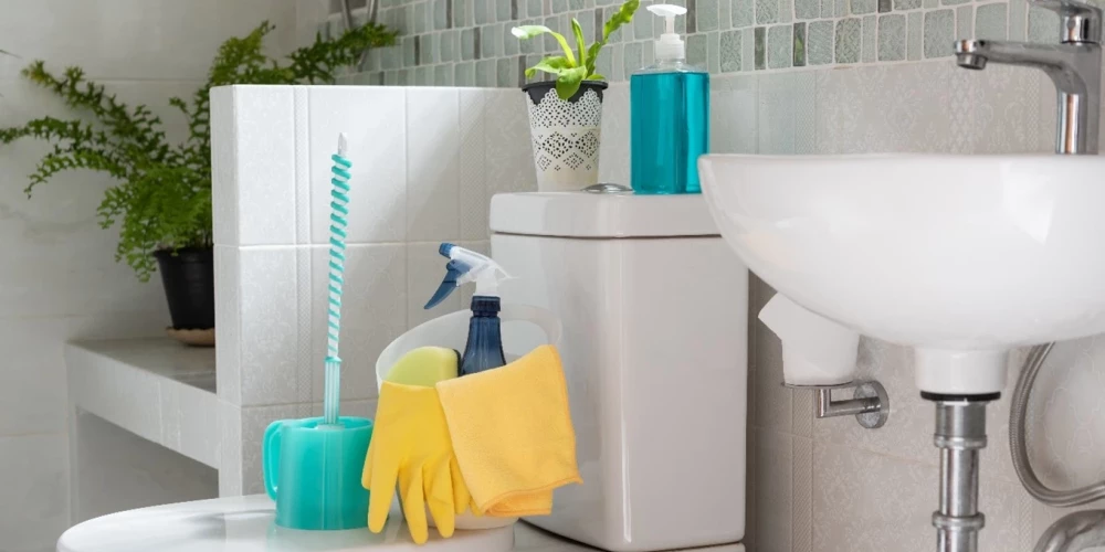 Какое средство для уборки выбрать? 5 золотых советов для чистоты и блеска в ванной комнате