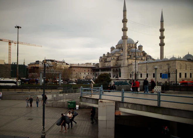 Turcija piedāvā jaunu miera līguma projektu Krievijai un Ukrainai