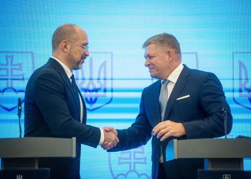 Prokremliskais Slovākijas premjers pēkšņi kļuvis par Ukrainas draugu