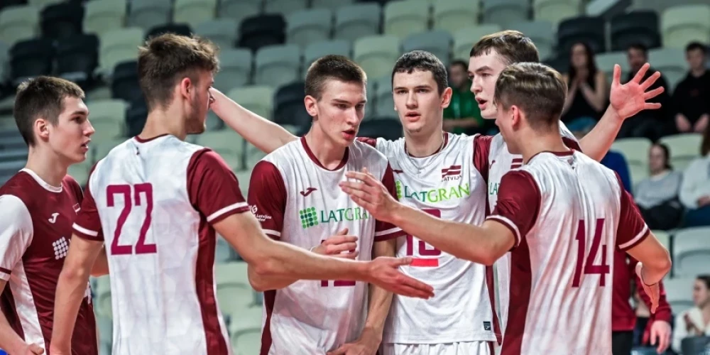 Latvijas U-18 volejbola izlase EČ kvalifikācijas pirmajā mačā piedzīvo zaudējumu