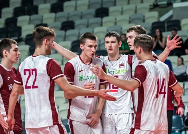 Latvijas U-18 volejbola izlase EČ kvalifikācijas pirmajā mačā piedzīvo zaudējumu