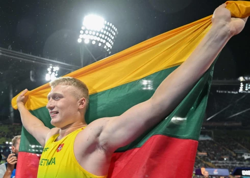 Lietuvas sportists labojis vienu no senākajiem pasaules rekordiem vieglatlētikā