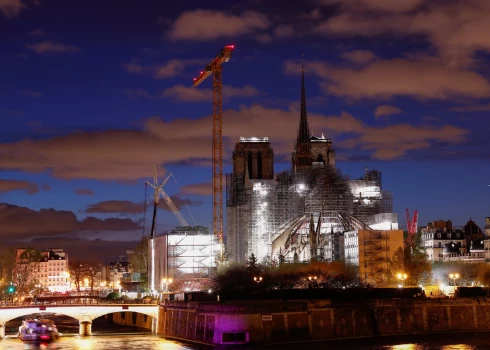 Piecus gadus ilgā restaurācija tuvojas beigām: kā tagad izskatās Parīzes Dievmātes katedrāle?