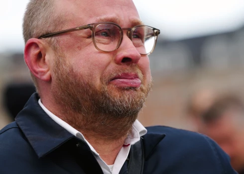 Dānijas pilsonis sēro par vēsturiskā mantojuma zaudēšanu.