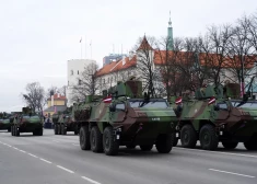 Военный парад в Риге 18 ноября.