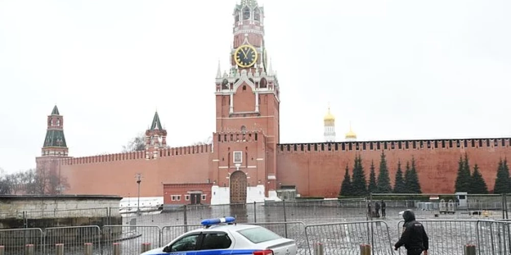 Maskavā pēkšņi slēgts Sarkanais laukums; ļaudis ilgu laiku neziņā