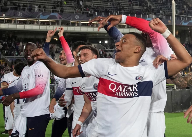 Savā laukumā "Barcelona" izgāžas pret Parīzes "Saint-Germain", kas kopā ar "Borussia" iekļūst Čempionu līgas pusfinālā