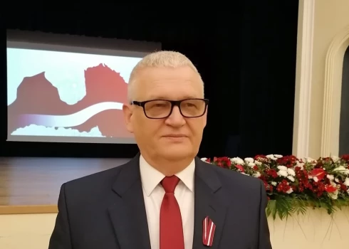 No darba atbrīvots Rēzeknes novada izpilddirektors Troška un Sociālā dienesta vadītāja Strankale
