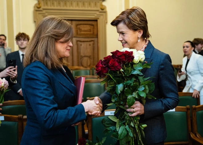 Diplomāti Baibu Braži 19. aprīlī Saeimas ārkārtas sēdē pārliecinoši apstiprina ārlietu ministres amatā.