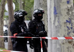 "Es nāku atriebt brāli!" Parīzē aizturēts vīrietis, kurš draudēja uzspridzināt Irānas konsulātu