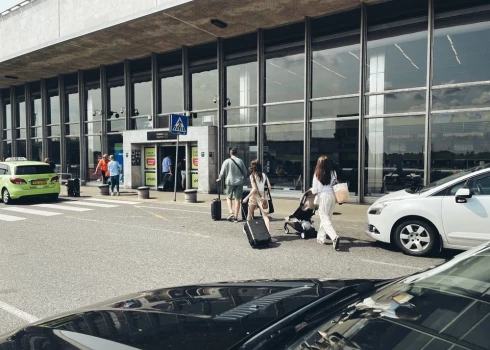 Финансист сделал свои подсчеты стоимости ваучера из аэропорта в Ригу: "33 евро у меня ну никак не получается!"