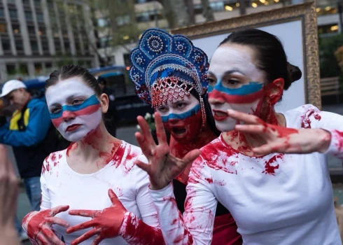 В Нью-Йорке отменили участие артистов балета из России в гала-концерте - помогли протесты украинцев