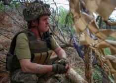 Eksperts: ASV atbalsts palīdzēs ukraiņiem noturēt uzbrukumu, bet pretuzbrukumam nauda nepietiks