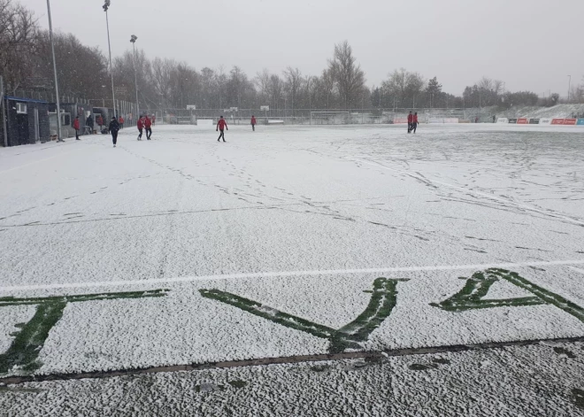 Laikapstākļu dēļ pārceļ Latvijas futbola virslīgas spēli starp RFS un "Grobiņa/LFS"