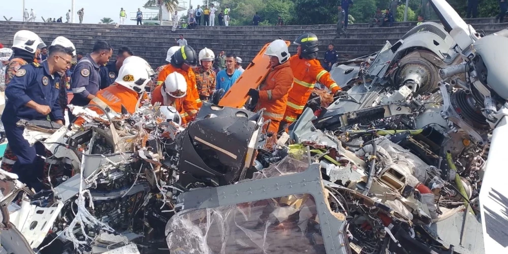 ВИДЕО: в Малайзии в воздухе столкнулись два вертолета - погибло 10 человек