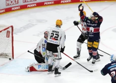 Kristers Gudļevskis ar "Fischtown Pinguins" nonācis soļa attālumā no zaudējuma Vācijas hokeja līgas finālsērijā
