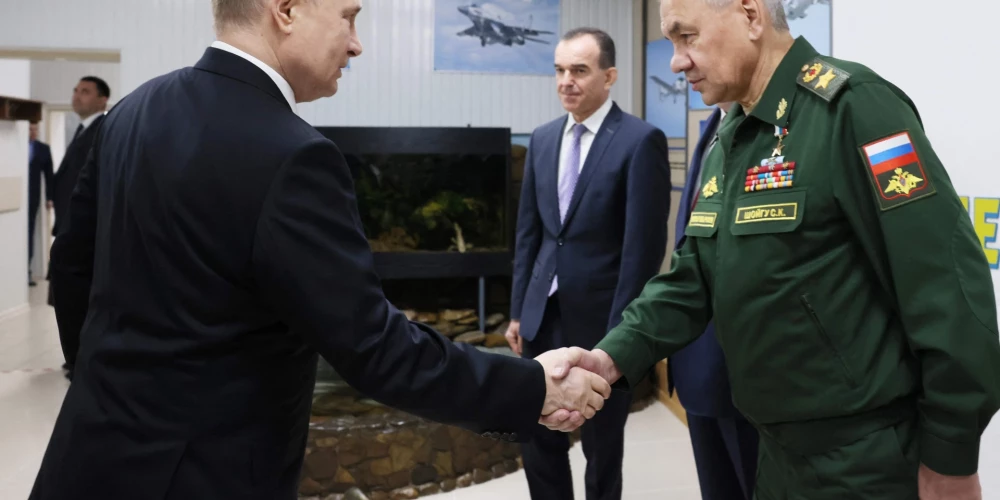 Francijas uzņēmums turpina apkalpot Putina un Šoigu lidmašīnas