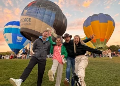 Rita Lasmane Austrālijā ved tautiešus gaisa balonā