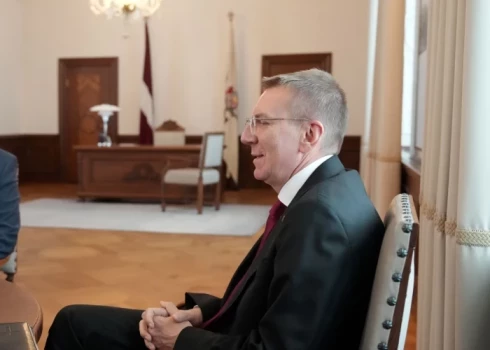 Президент Латвии поручил генпрокурору расследовать обвинения в попытках вмешательства в выборы