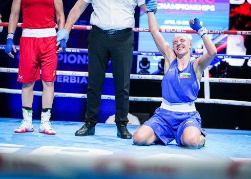 Divkārtējā Eiropas čempionātu medaļniece Ana Starovoitova pēc uzvaras ceturtdaļfinālā. Ikdienā viņa ne vien pati trenējas, bet Klaipēdā arī strādā par treneri.