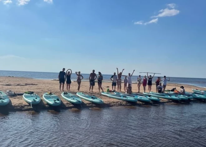 SUP ekspedīcijas ar draugiem un ģimeni brīvdienās