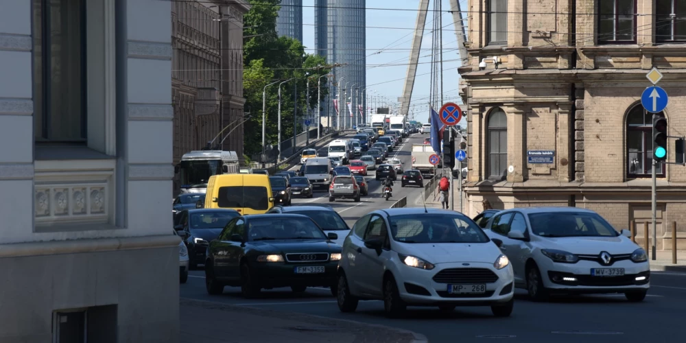 "Esam otrreizējā tirgus zeme," satiksmes eksperts Irbītis skaidro latviešu spēkratu izvēli