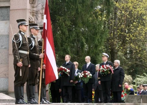 Latvijas kalendārs ir tik pārbagāts ar 1. maija notikumiem, ka brīžiem pat varam apjukt, ko šai dienā svinēt.