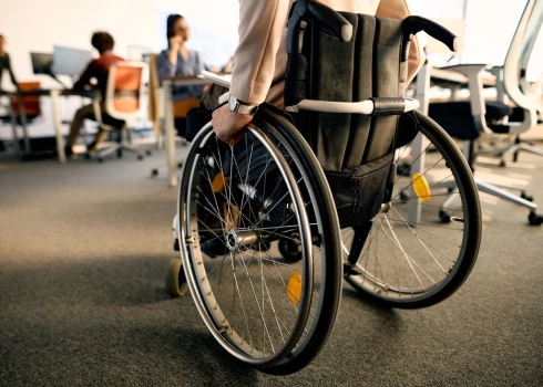 Действительно ли нужно находиться на больничном полгода, чтобы начать оформлять инвалидность?