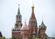 Aiz propagandas priekškara: Kremļa histērija un klusējošie meli