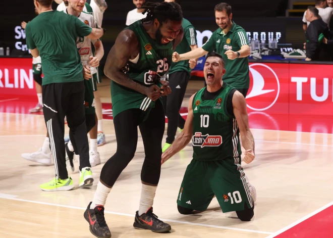 "Panathinaikos" līderi Matīass Lesors un Kosts Sluks bija ļoti emocionāli.